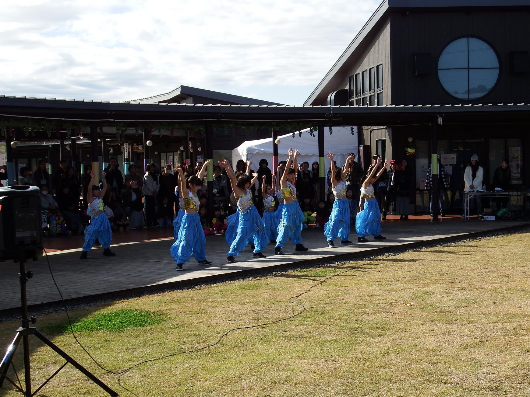11月19日日曜 ステージイベント 11月19日日曜 ステージイベント
