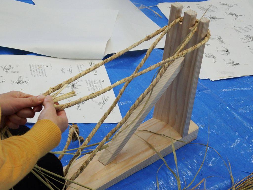 DSCF8351_わらぞうり道具