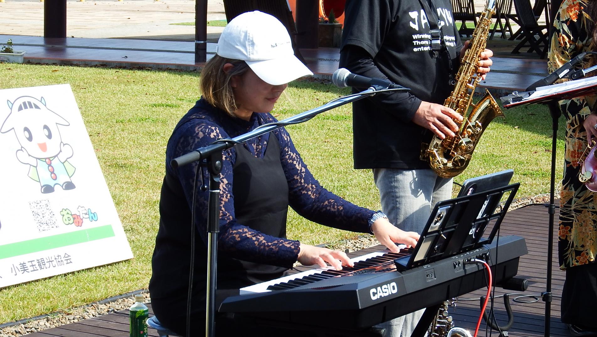 ジャジーフォー写真2 ジャジーフォー写真2