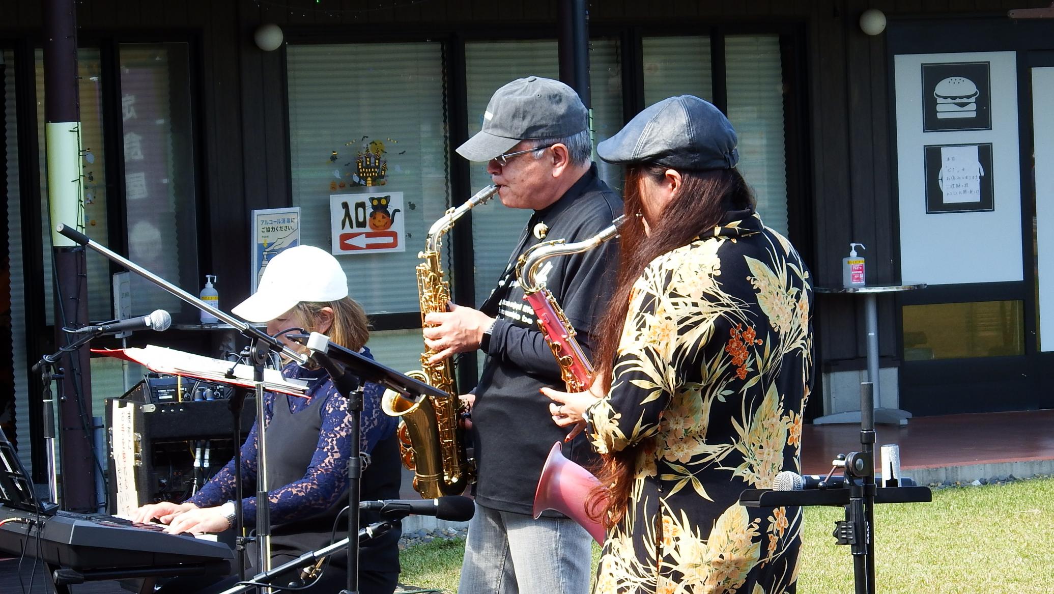 ジャジーフォー写真3 ジャジーフォー写真3