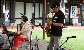 本日のステージイベントはJazzy4(ジャジーフォー)の皆様によるジャズライブです♪ 本日のステージイベントはJazzy4(ジャジーフォー)の皆様によるジャズライブです♪