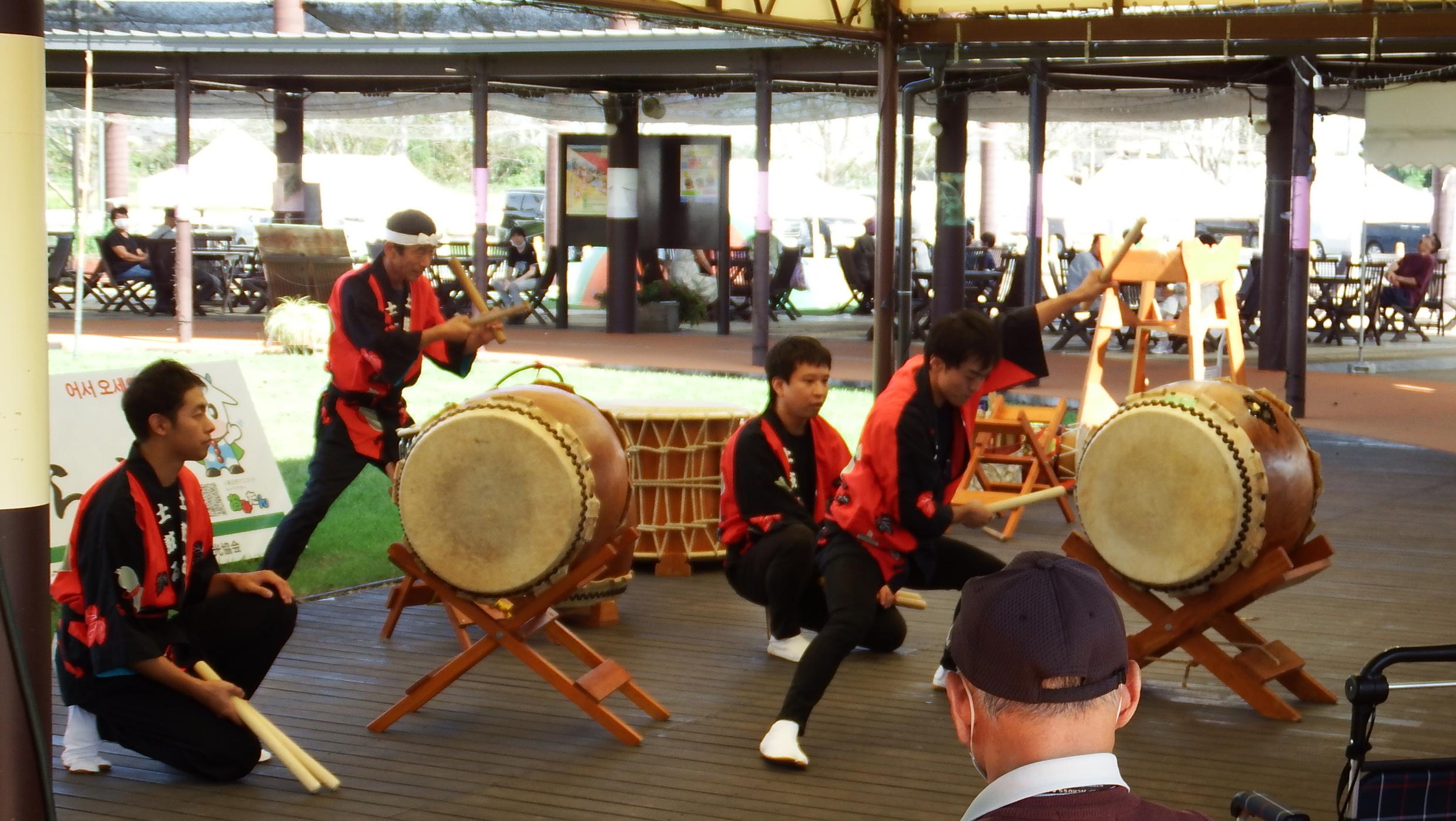 土鼓ゐ写真3 土鼓ゐ写真3