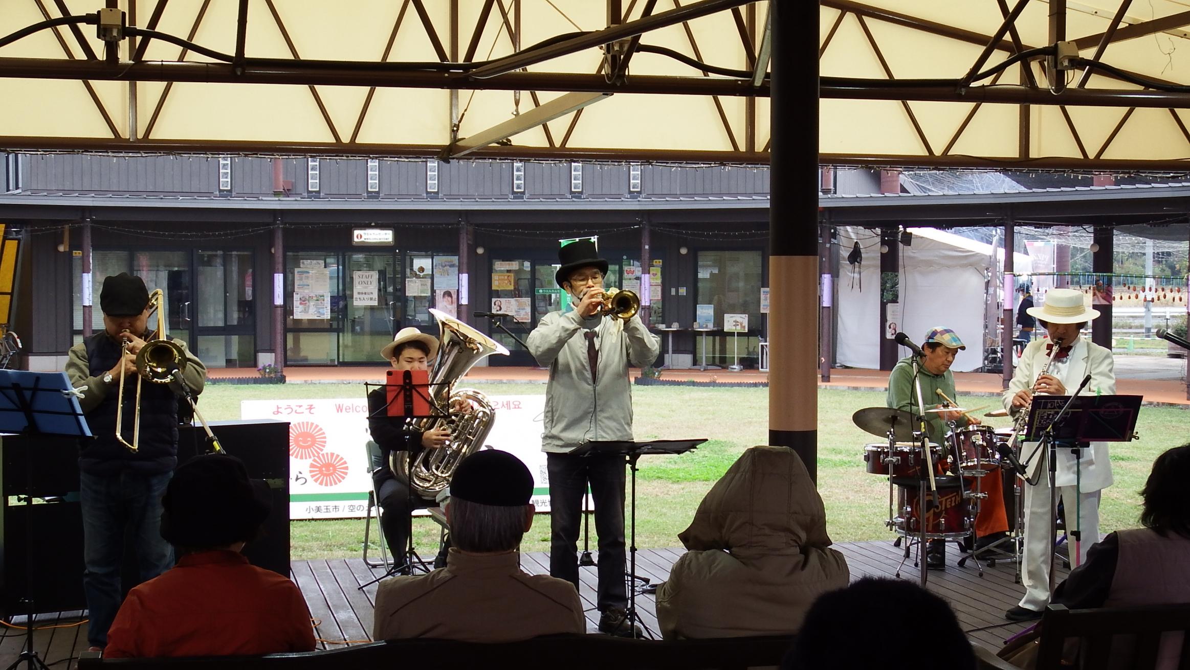 デキシーランブラーズ写真1 デキシーランブラーズ写真1