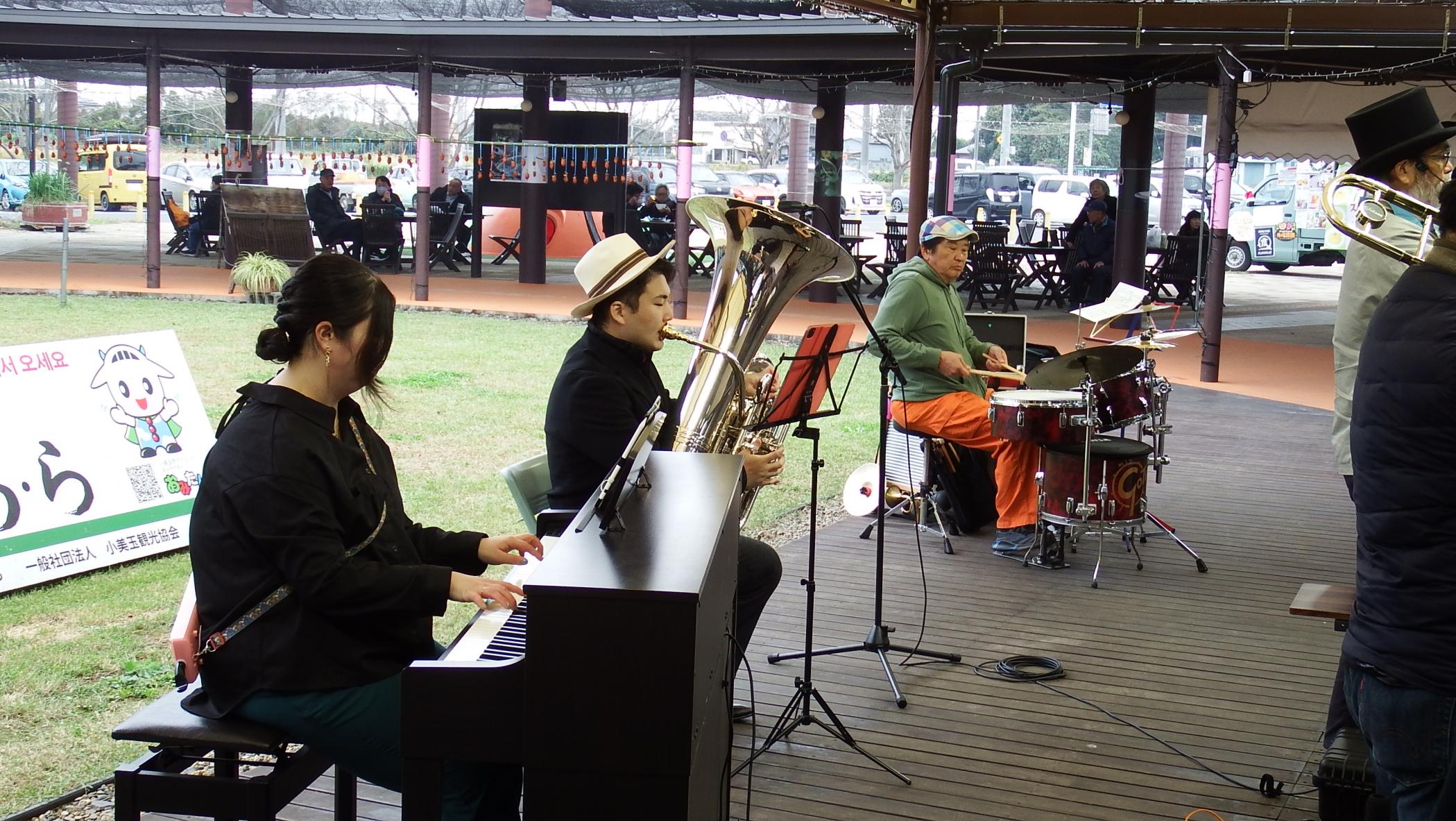 デキシーランブラーズ写真2 デキシーランブラーズ写真2