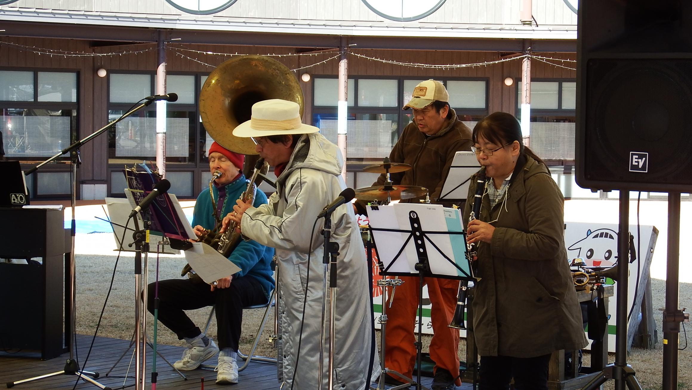 デキシーランブラーズ写真1 デキシーランブラーズ写真1