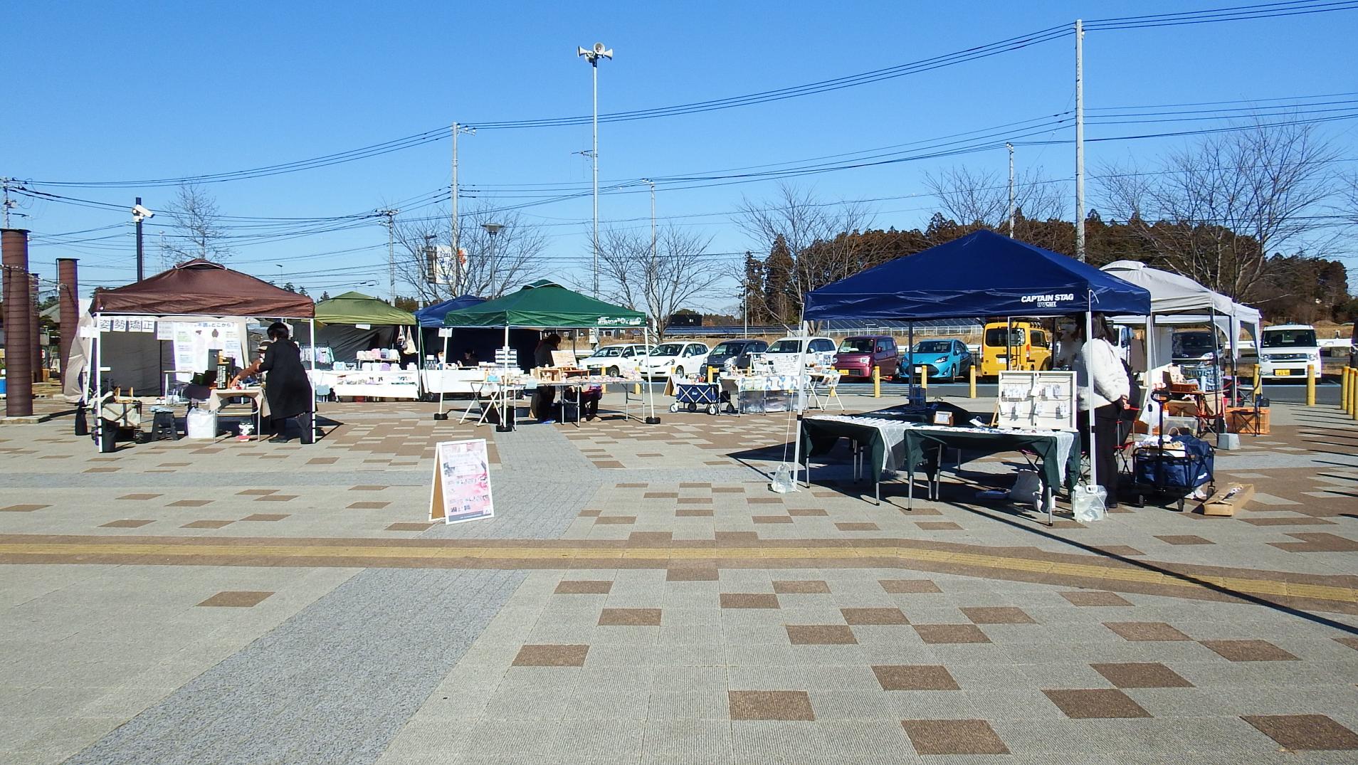 マルシェひろば写真2 マルシェひろば写真2