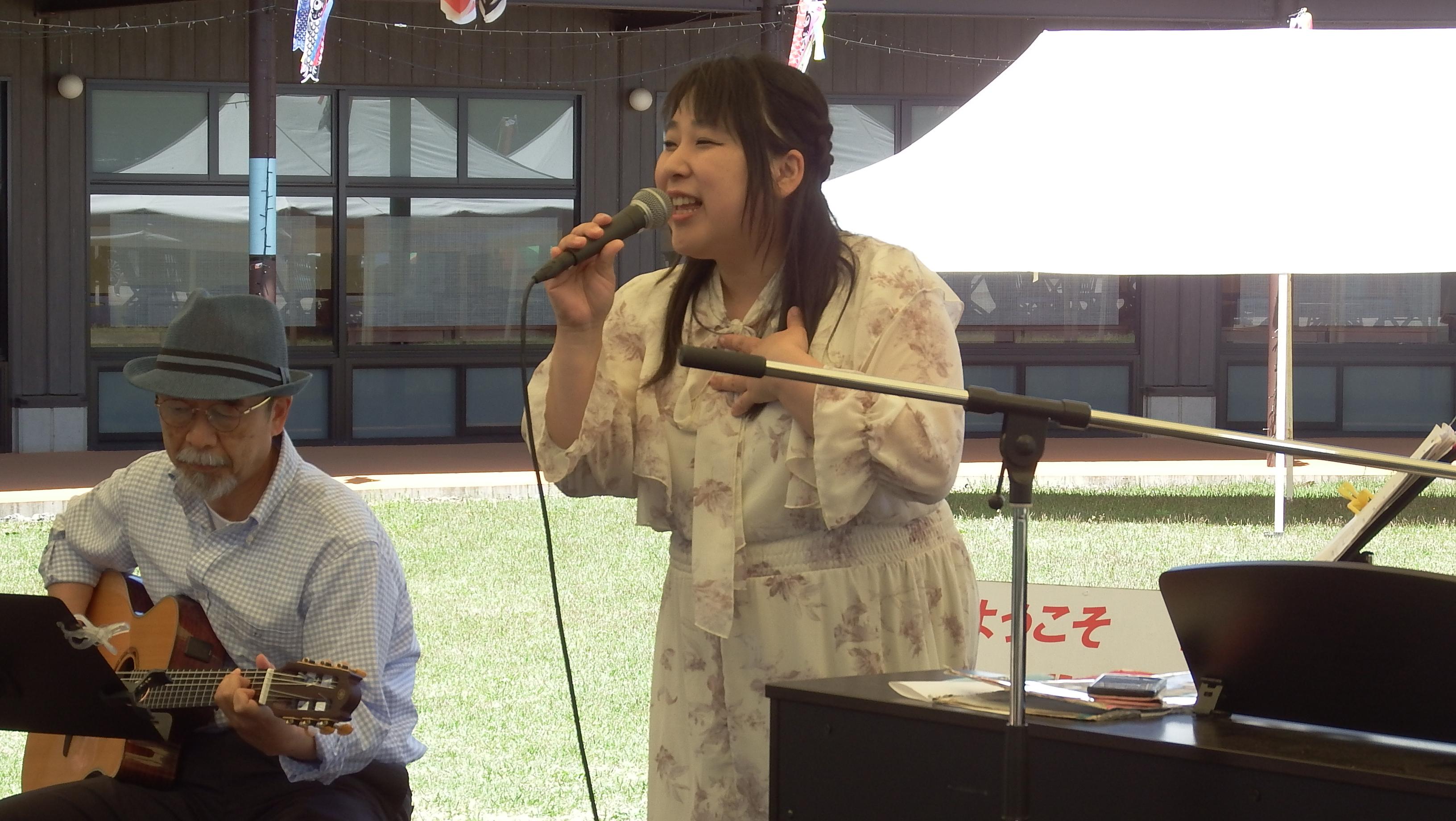 ユリエアンドマーシー写真1 ユリエアンドマーシー写真1