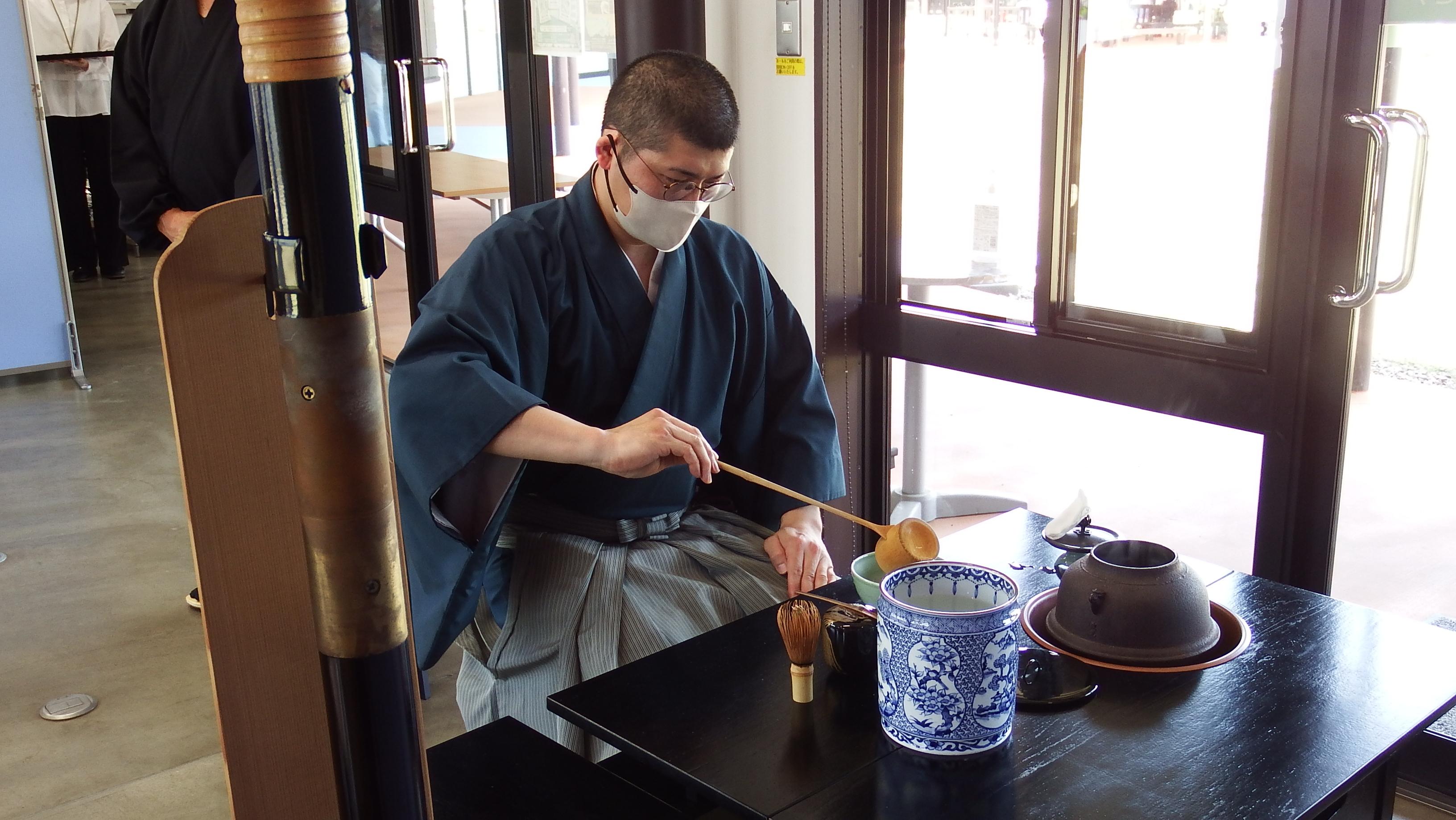 初めてのお茶席体験写真1 初めてのお茶席体験写真1