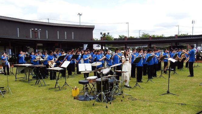 大成女子高等学校吹奏楽部の演奏♪