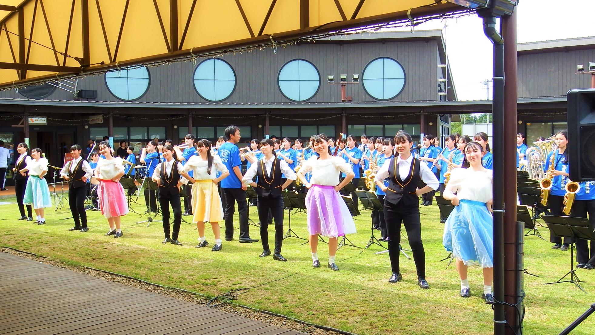 大成女子高等学校吹奏楽部131