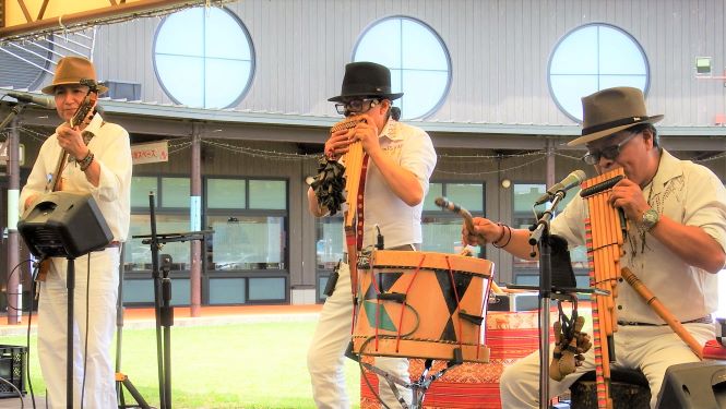 南米エクアドルより「TAKI（タキ）」ライブ