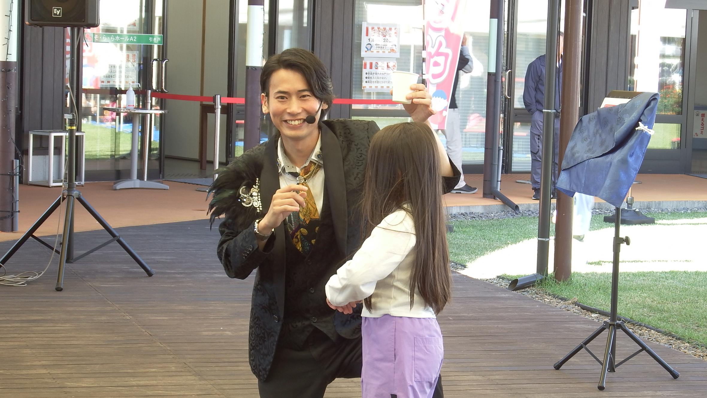 マジシャンアキラ写真2 マジシャンアキラ写真2