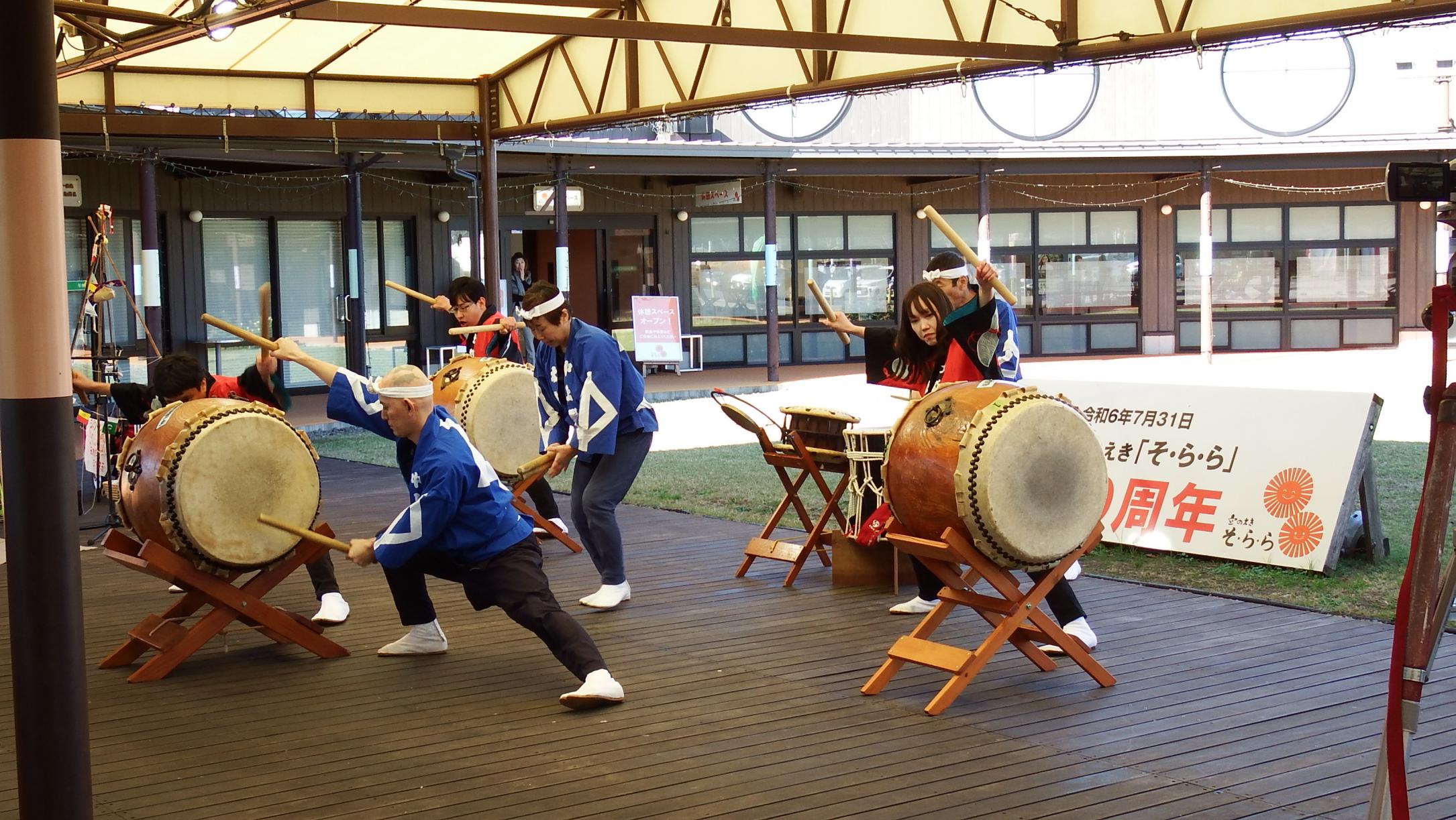 土鼓ゐ&中上野太鼓組写真1 土鼓ゐ&中上野太鼓組写真1