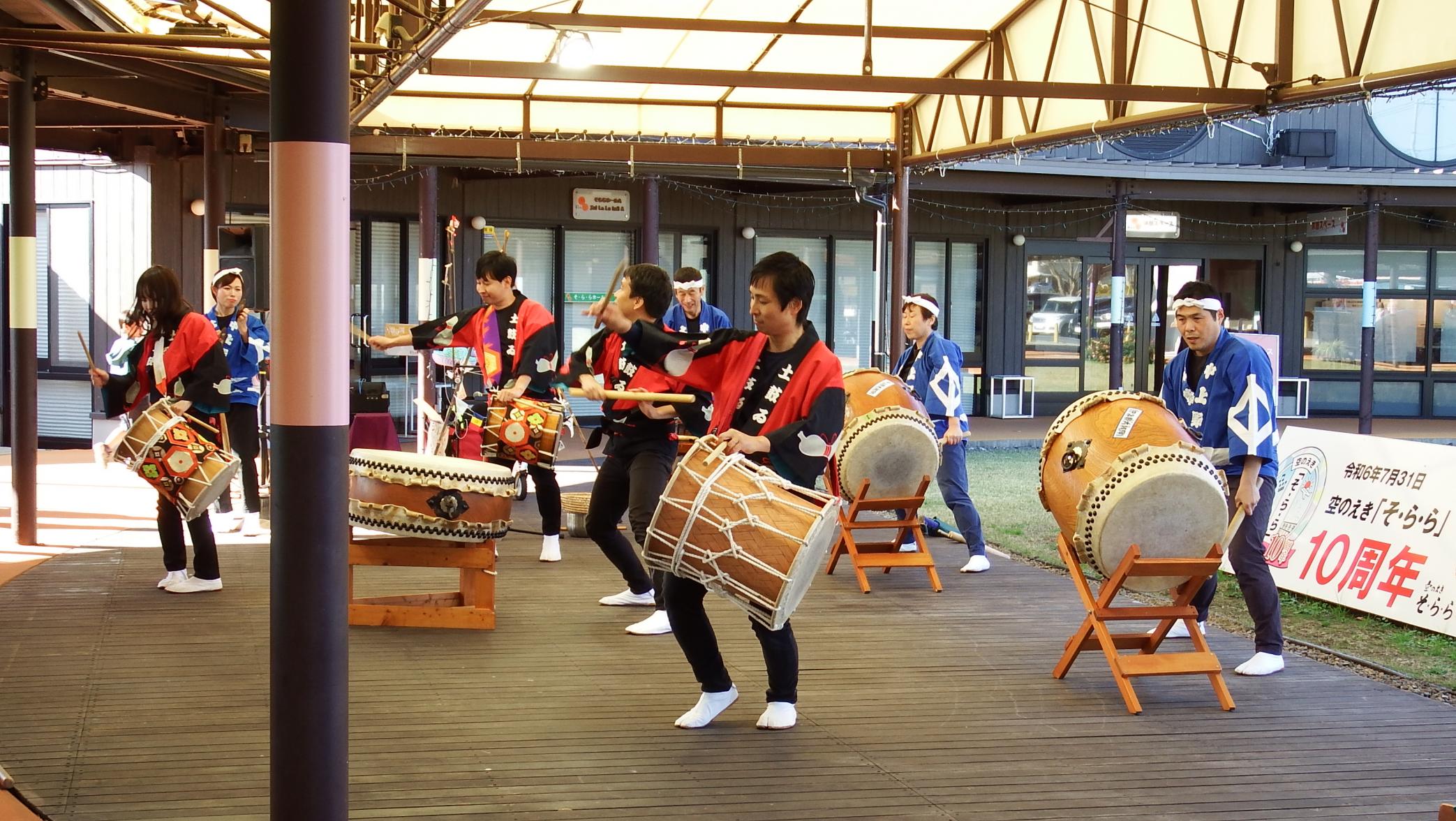 土鼓ゐ&中上野太鼓組写真3 土鼓ゐ&中上野太鼓組写真3