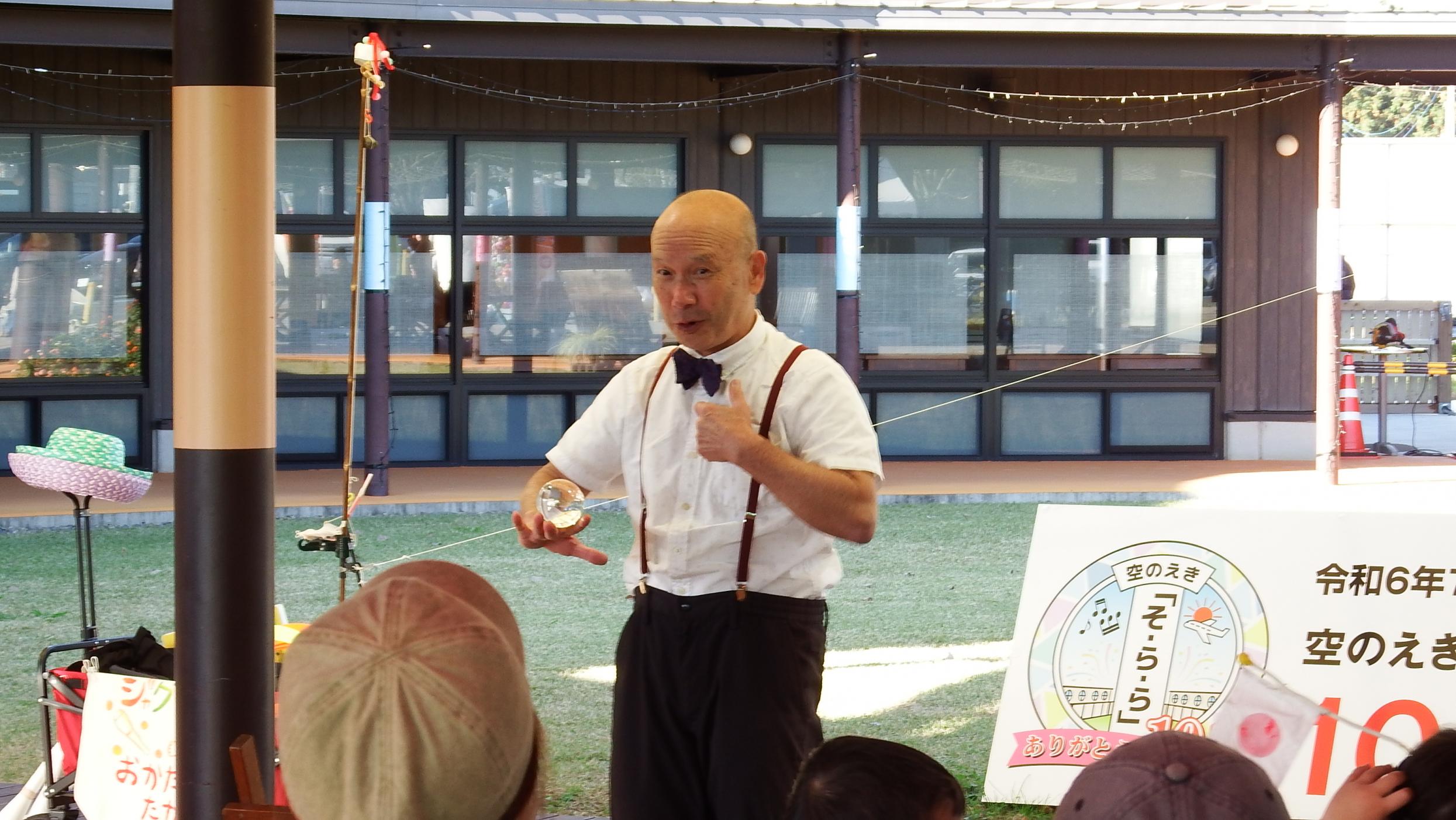 岡田孝之写真1 岡田孝之写真1