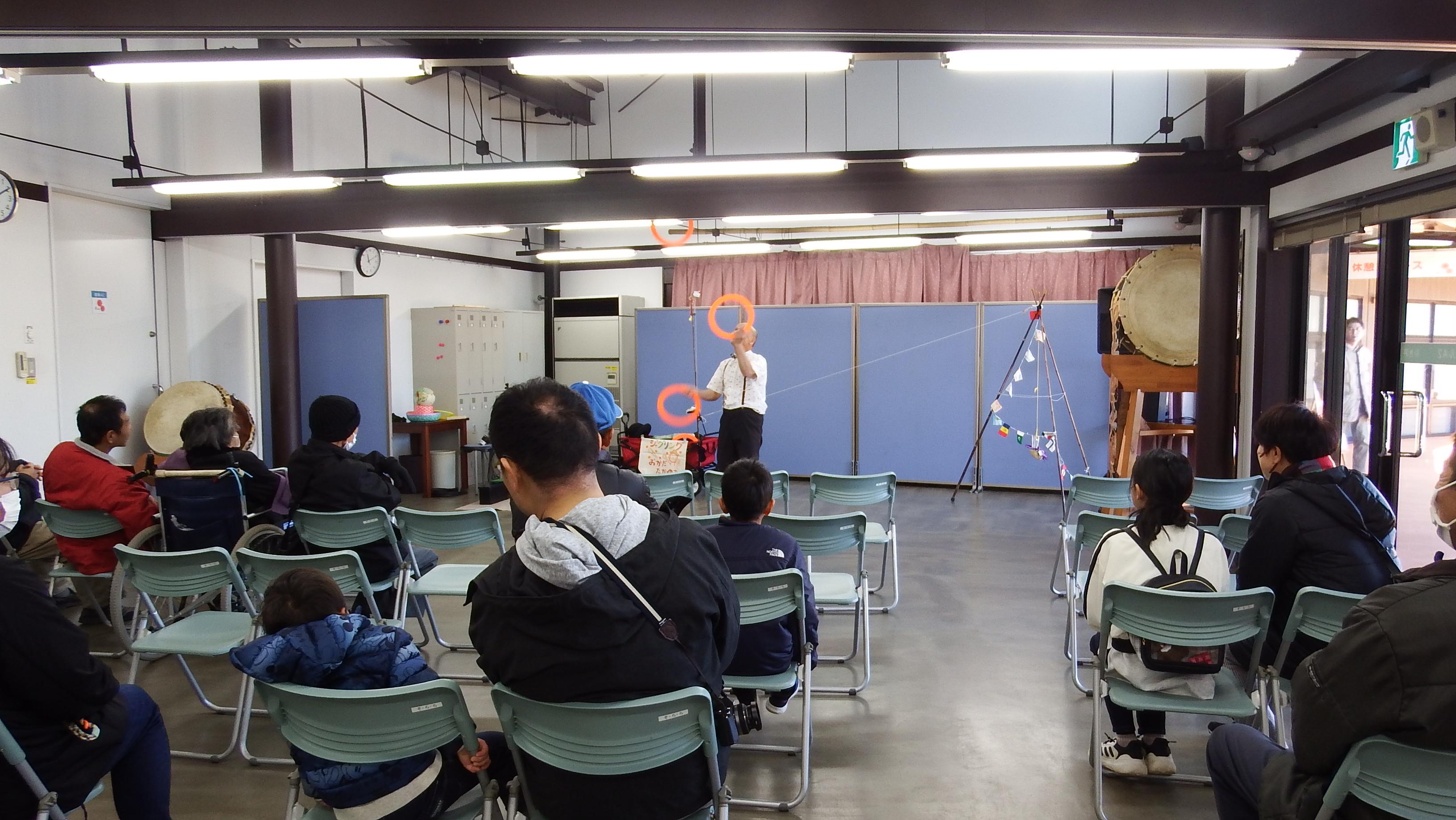 岡田孝之写真1 岡田孝之写真1