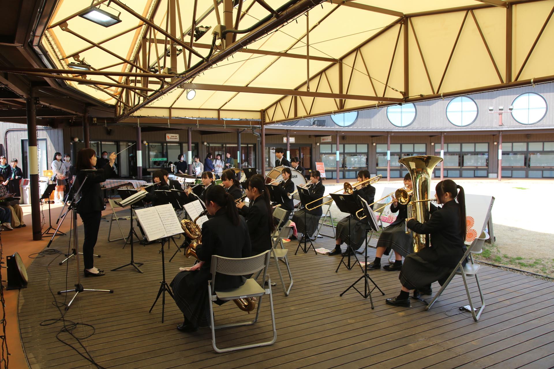 玉里学園義務教育学校吹奏楽部写真 玉里学園義務教育学校吹奏楽部写真