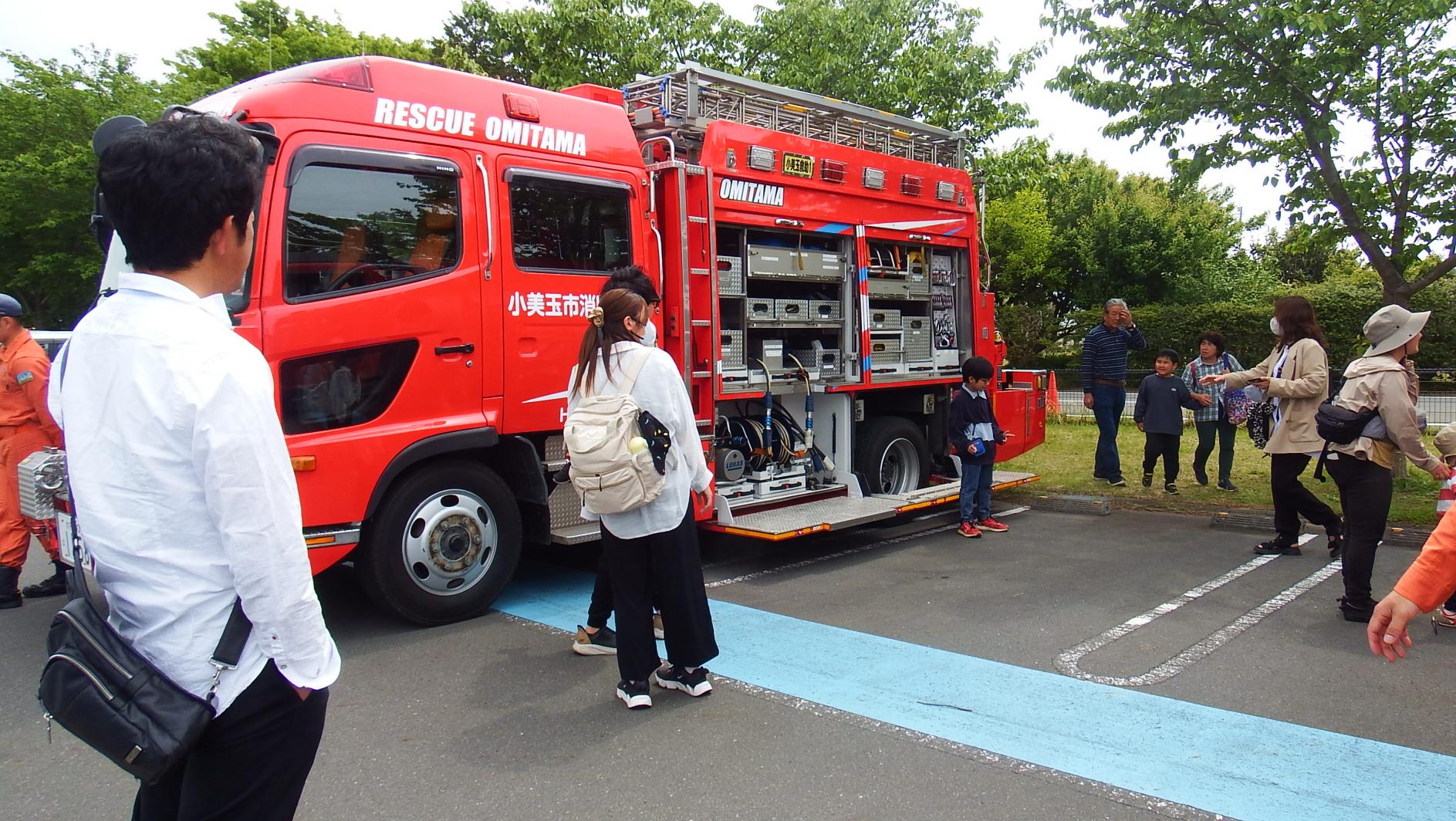 救助工作車写真 救助工作車写真