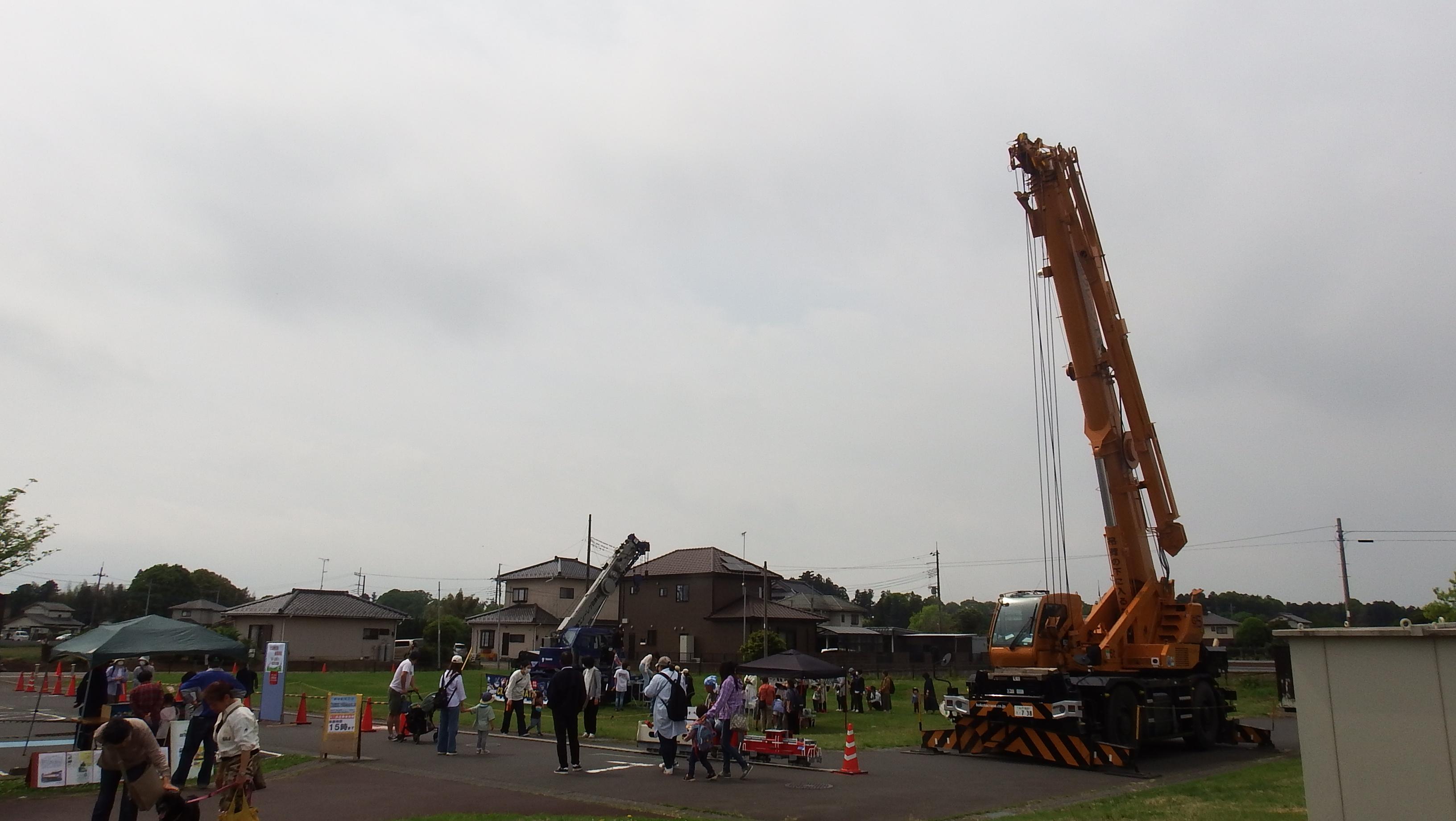 クレーンズ写真3 クレーンズ写真3