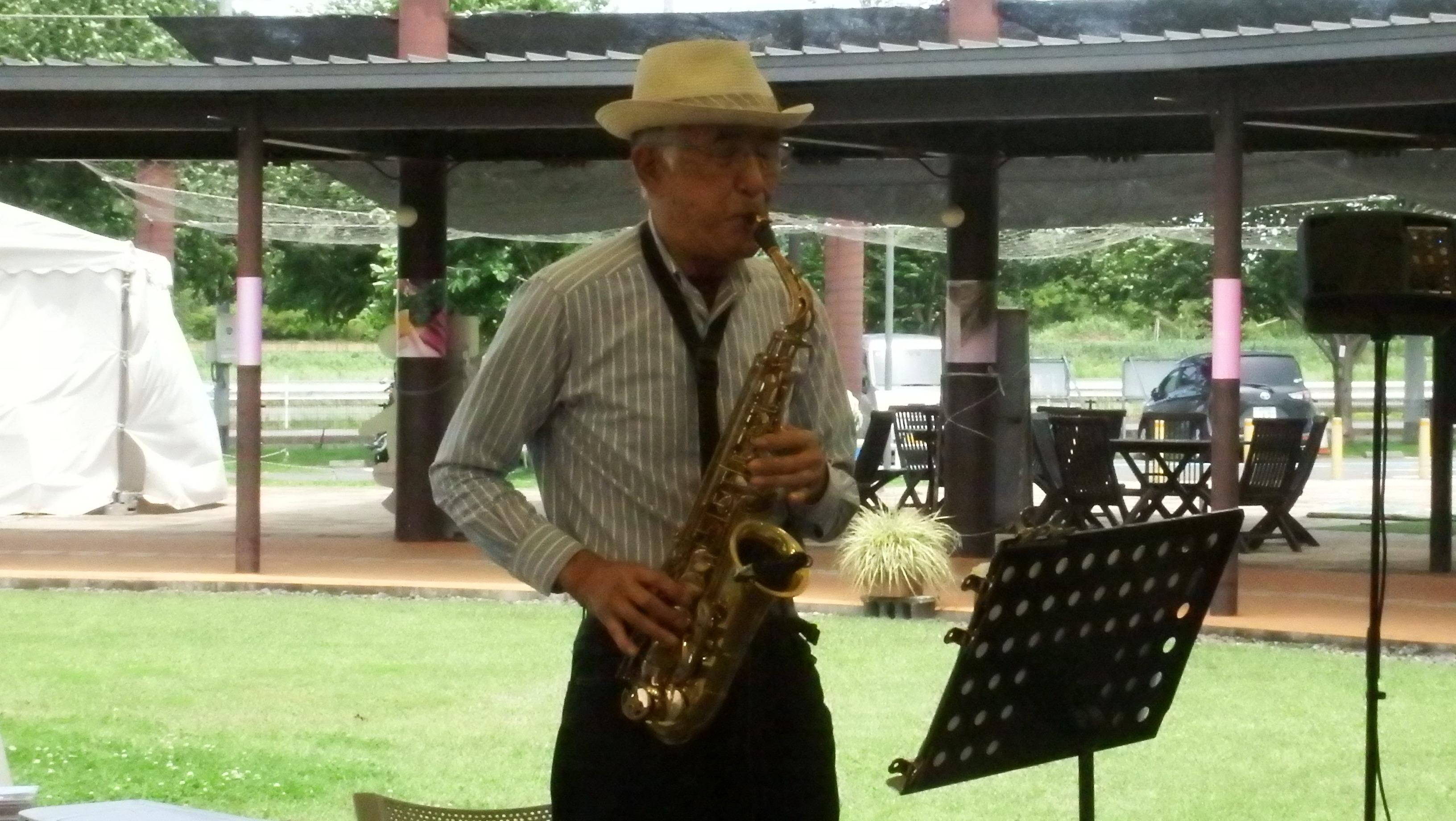 サキソフォン写真 サキソフォン写真