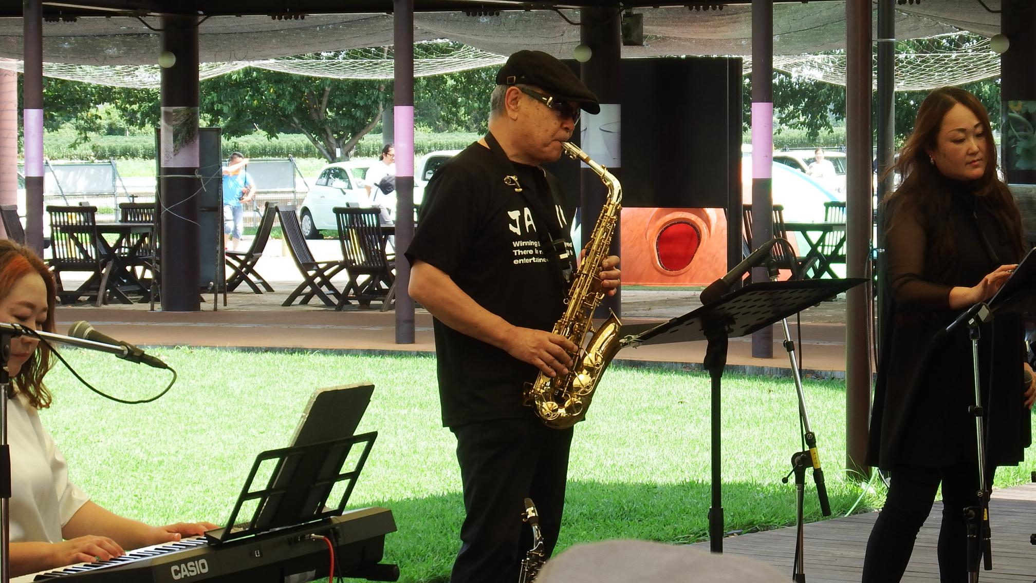 ジャジーフォー写真4