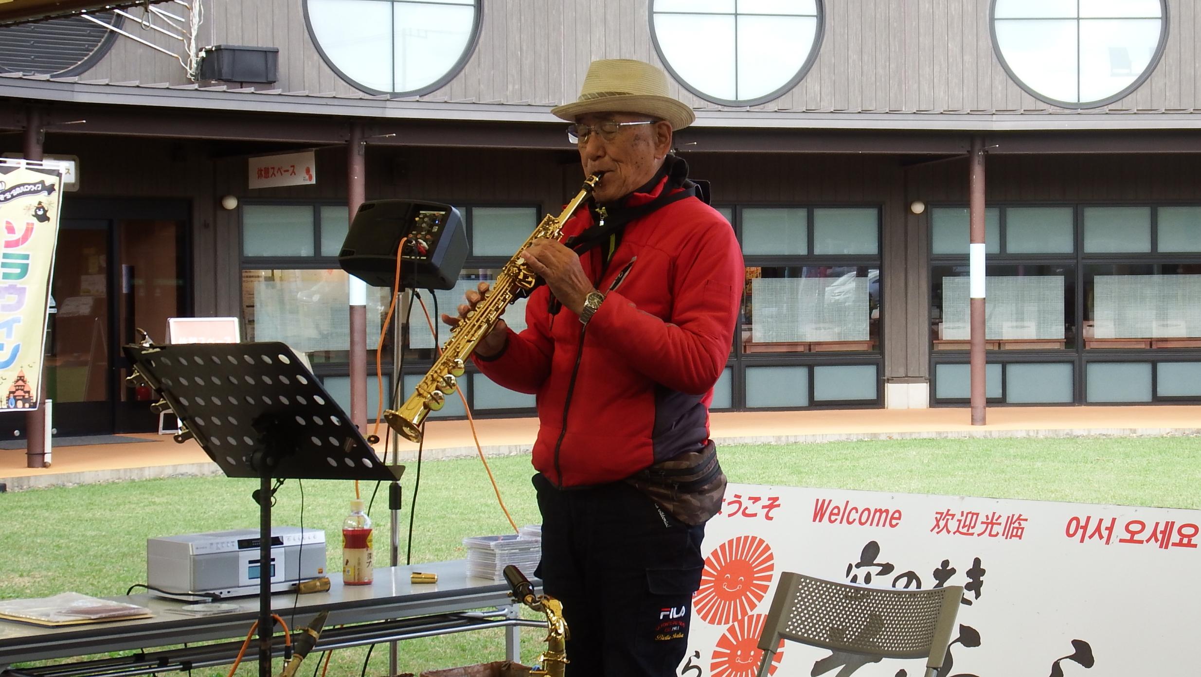 ソプラノサックス写真 ソプラノサックス写真