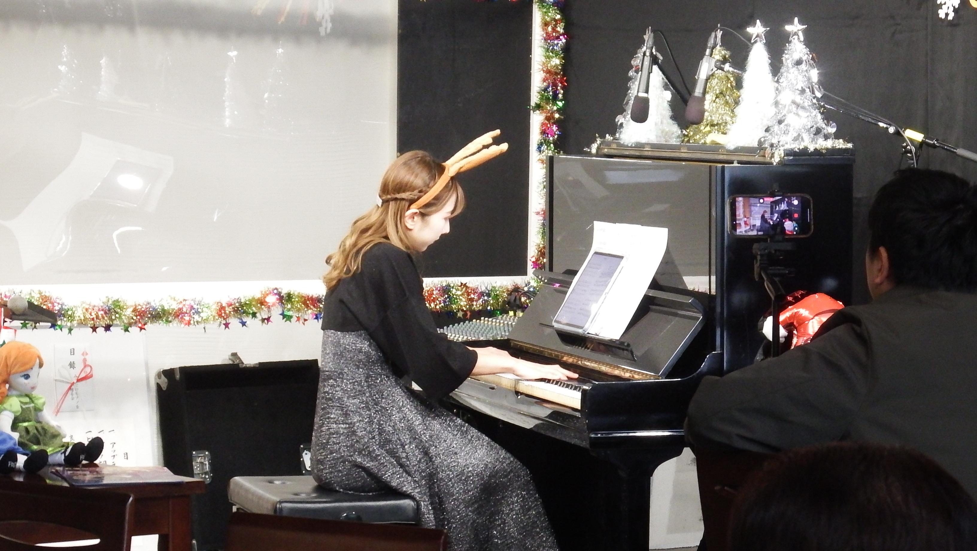 ピアノデュオクリスマスコンサート写真2
