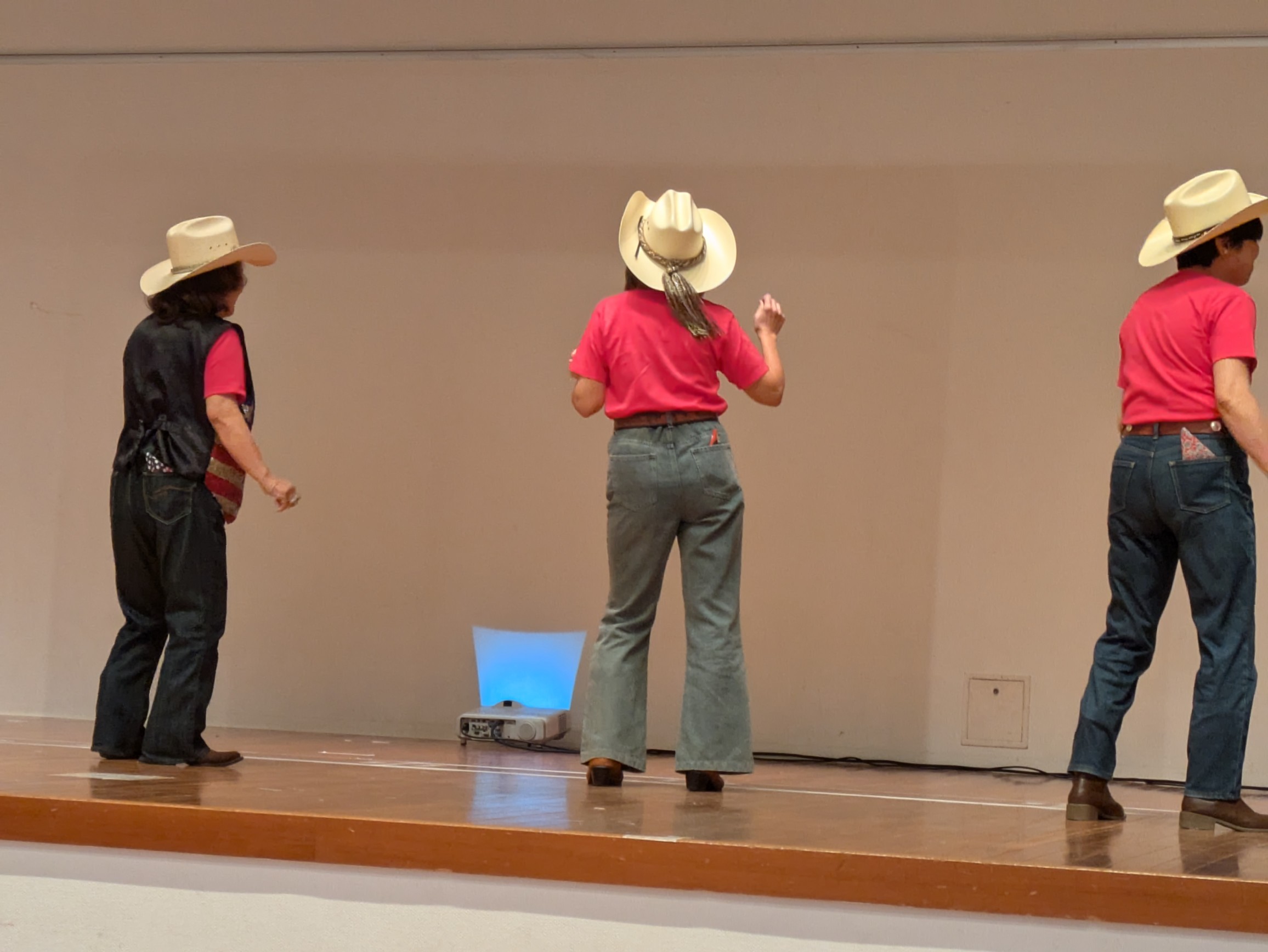 カントリーダンス