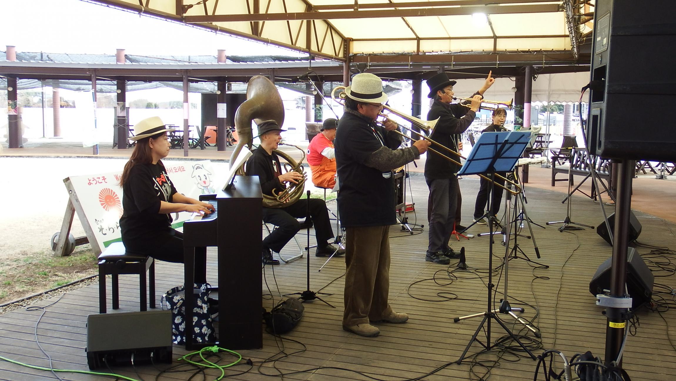 デキシーランブラーズ写真1