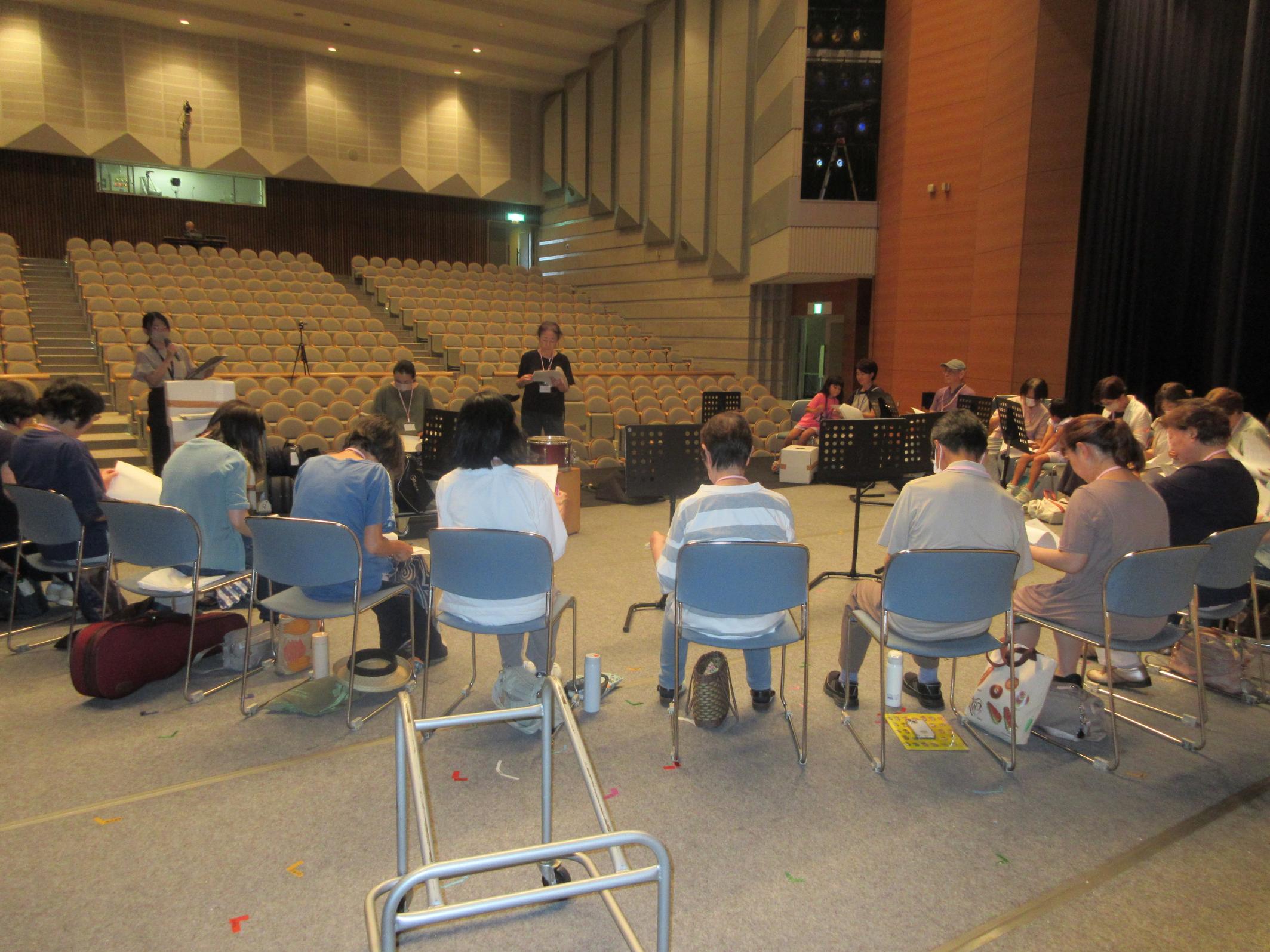 ワークショップ初日の様子