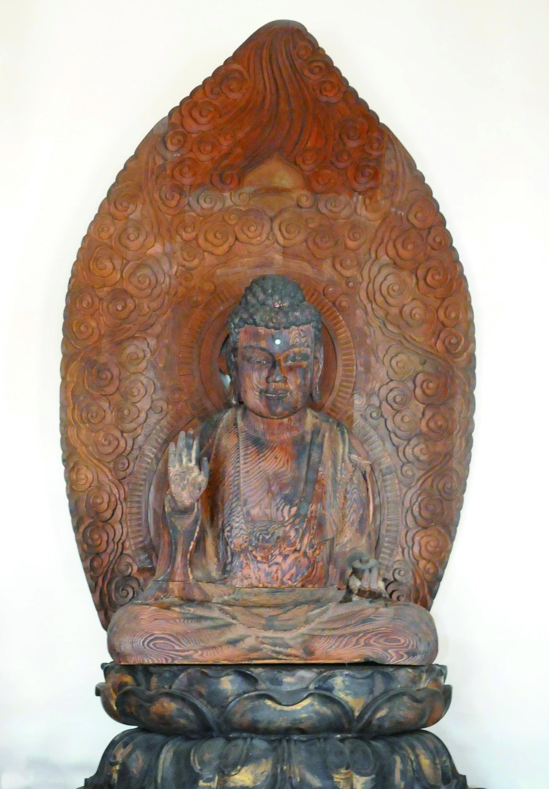 27木造薬師如来坐像