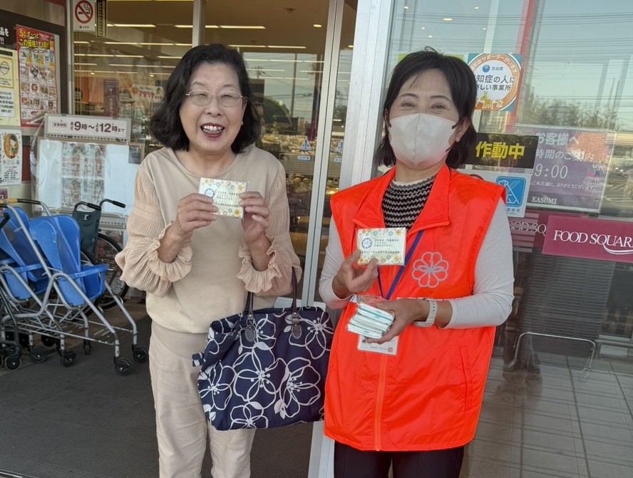 啓発活動の様子（カスミ小川店にて）